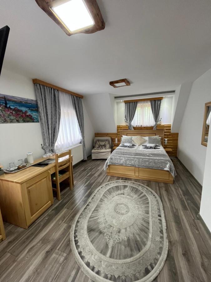 Rustic Inn River Prijeboj ภายนอก รูปภาพ